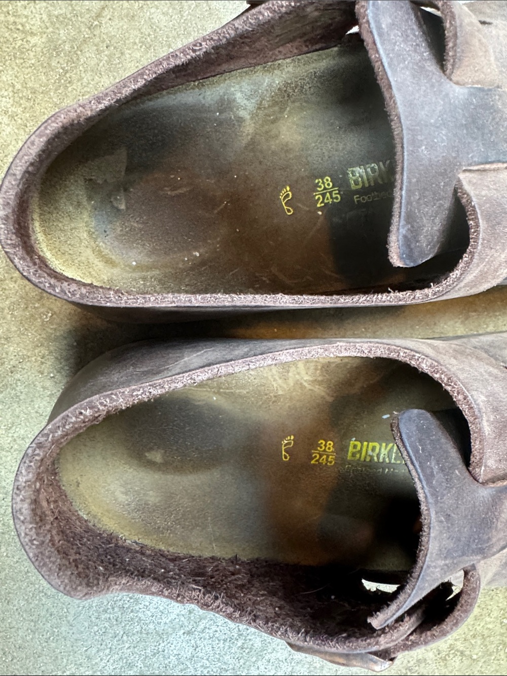 Birkenstock London Brown oiled  Slip-On Clog  shoe with Buckle
Size: 38 - Picture 7 of 11